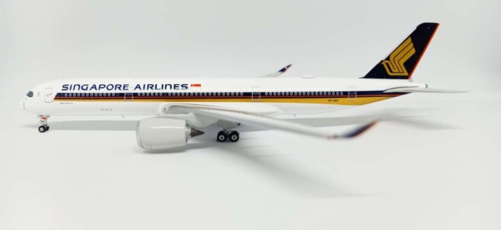 Jual Diecast Singapore Airlines A350900 9vsha Phoenix 1400 Di Seller