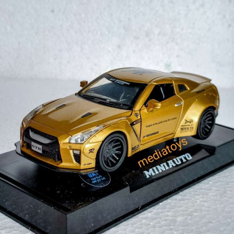 Promo diecast 1:32 miniauto nissan gtr R35 warna gold/emas Diskon 23% ...