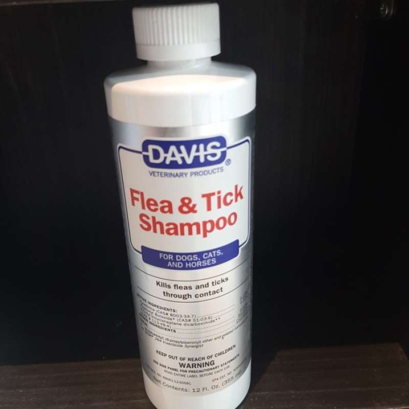 Davis Flea tick shampoo for dogs cats and horses 355ml