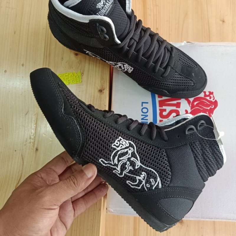 Jual Lonsdale Boxing Boots Training Shoes TERJAMIN di Seller SNJ ...