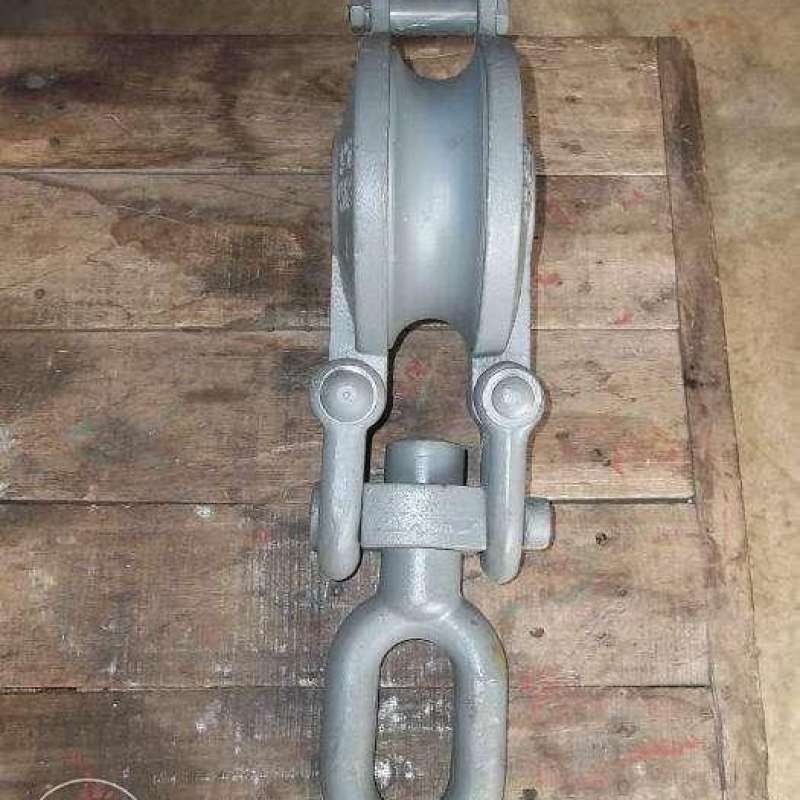 New Deuer Mfg Db15e 1 1/2 Swivel Eye 3/16 Cable Block Pulley 460