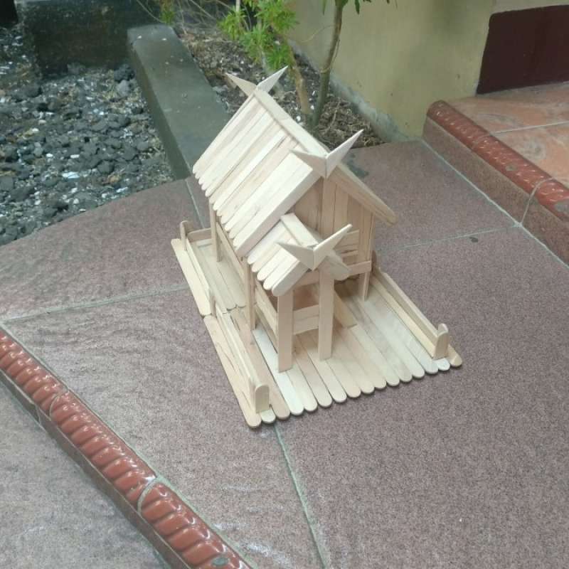 Promo PRAKARYA MAKET MINIATUR RUMAH ADAT BUGIS DARI STIK ES KRIM