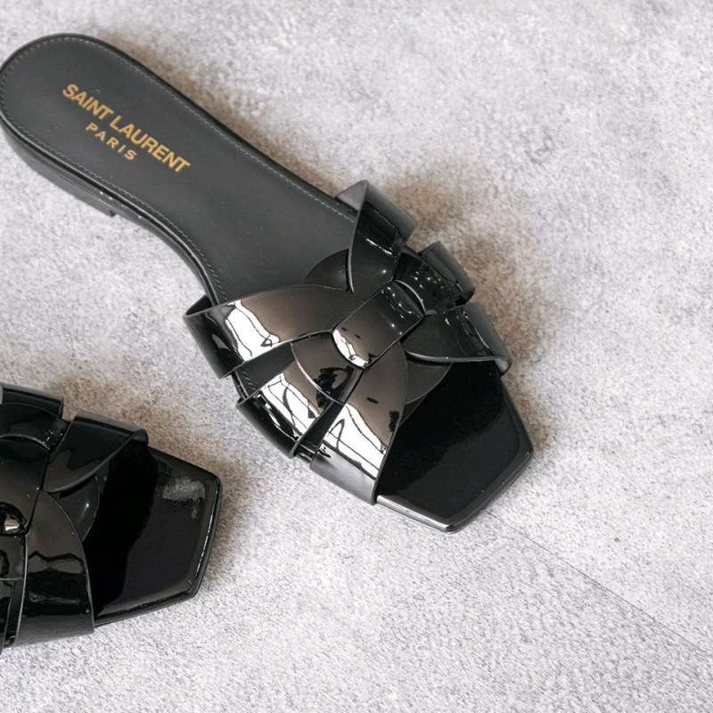 YSL Nu Pied Tribute Sandals Black Patent