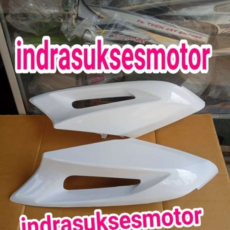Promo Sayap Body Depan Bagian Atas Motor Blade Lama Warna Putih Diskon