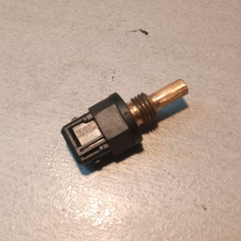Promo Coolant Temperature Sensor 2 Pin BMW E34 E36 8999 1730034 Diskon