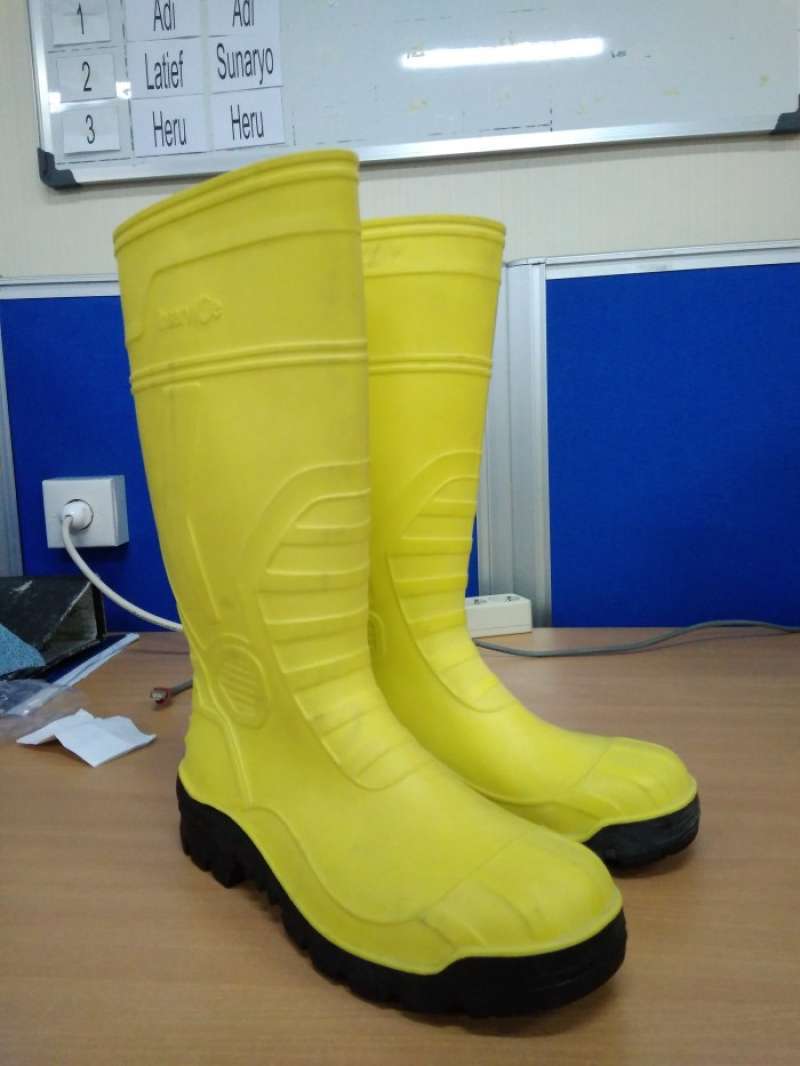 Promo Inservice Pvc Boot Safety Diskon 50% Di Seller Katarastore124 ...