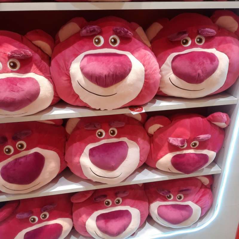 Promo miniso x toy story bantal lotso Diskon 23 di Seller Indah Toys