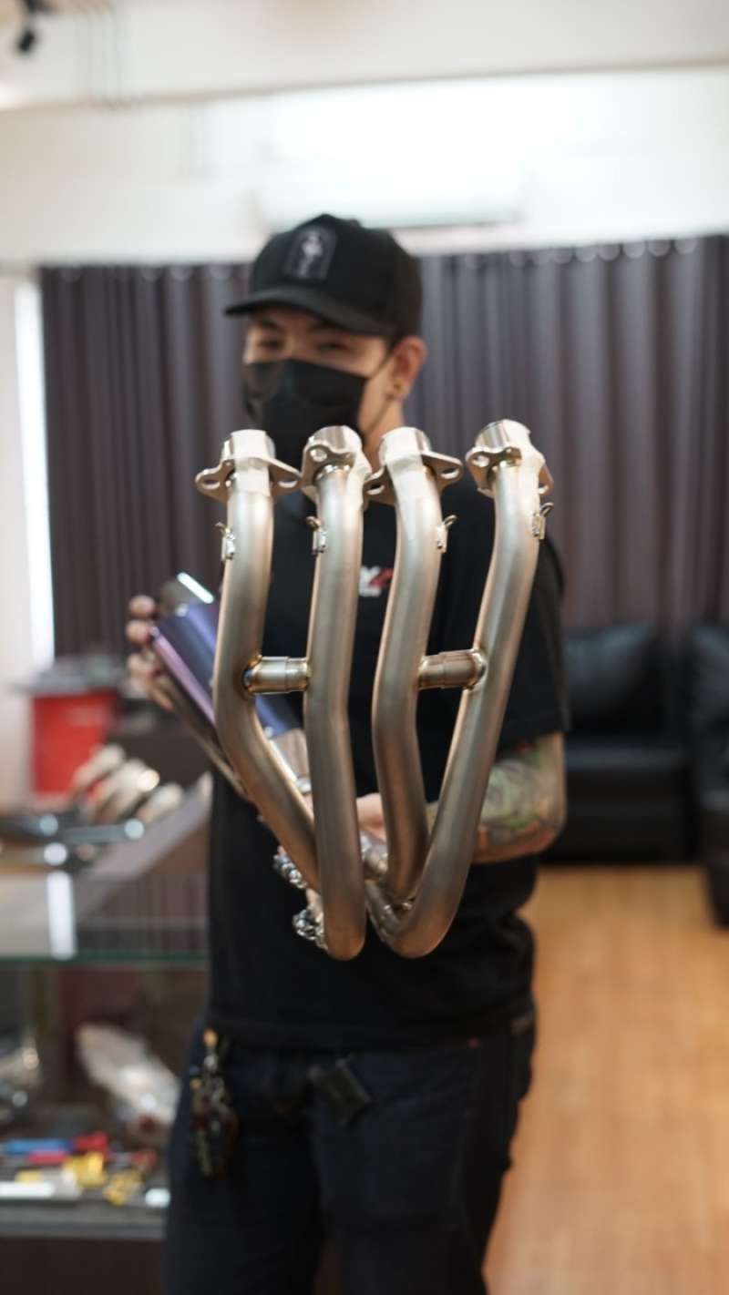 yoshimura hepta force tss zx25r