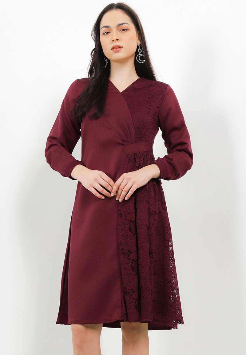 Jual Karine Dress In Maroon Lace Di Seller Sophistix - Pakualam, Kota  Tangerang Selatan | Blibli