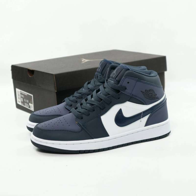 Promo Sepatu Nike Air Jordan 1 Mid Obsidian Sanded Purple White 554724 445 Diskon 14 Di Seller Original.addict Pasanggrahan Kota Bandung Blibli