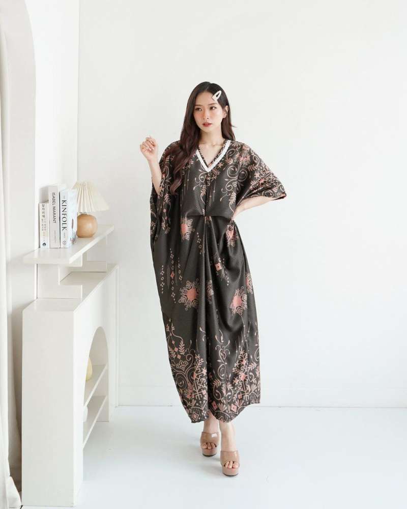 EF723 KAFTAN MODERN BATIK WANITA KAFTAN BATIK SATIN PREMIUM SEMISUTERA KAFTAN LEBARAN 2024 KAFTAN BATIK WANITA