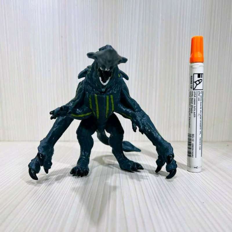 Pacific Rim Mainan Jual Mainan Vinyl Action Figure Pacific Rim Kaiju Knifehead Kaiju ...