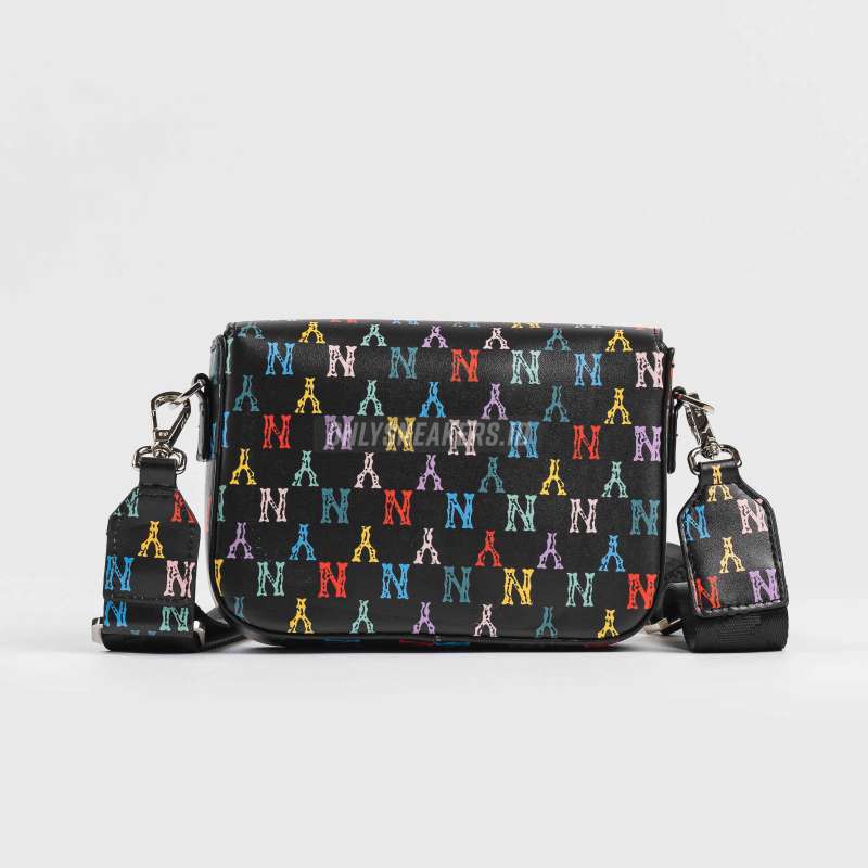 【MLB】Monogram Rainbow Hoodie Bag New York Yankees★2COLOR MONOGRAM Rainbow Hoody Bag NEW YORK YANKEES - MLB KOREA