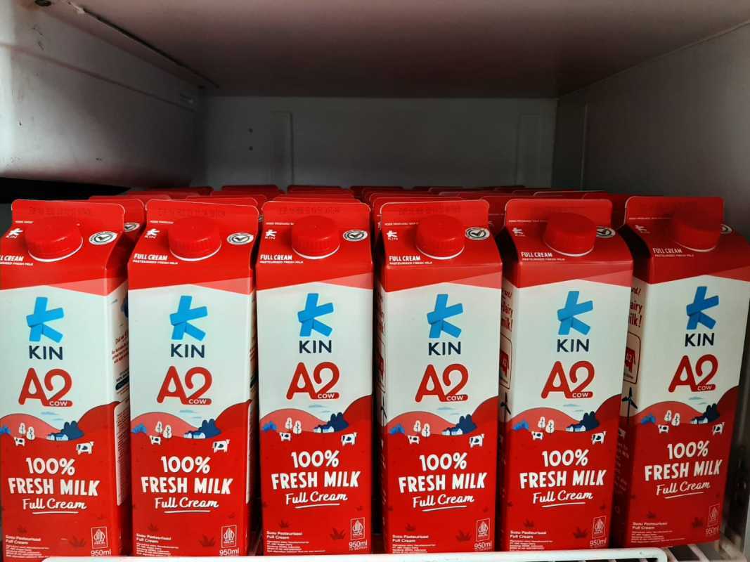 Jual Susu Kin Fresh Milk Pasteurised Full Cream 950 Ml - 03 Di Seller ...