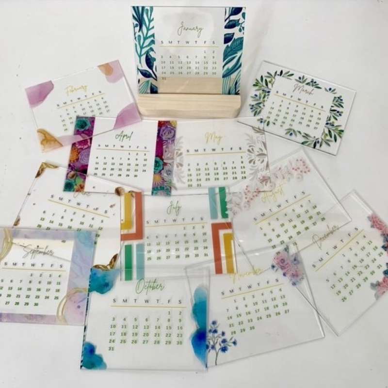 Jual Polaroid Acrylic Calendar Aesthetic 2021 Kalender Planner Imut ...