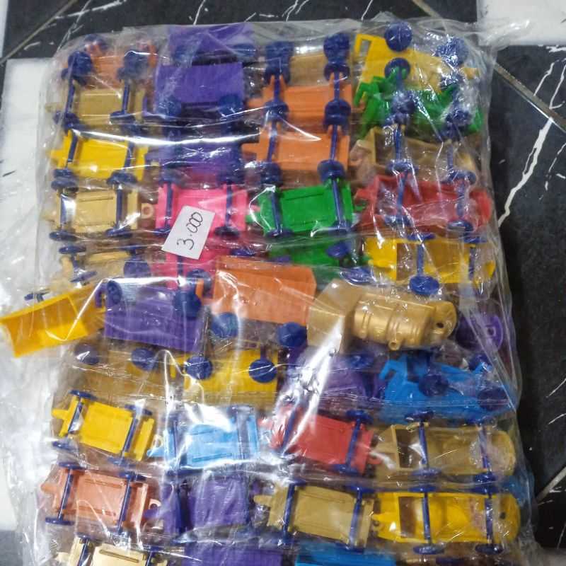 Jual Aneka Mainan Jadul Era 90-an | Karet Kuncir Jepang | Balon | Mobil ...