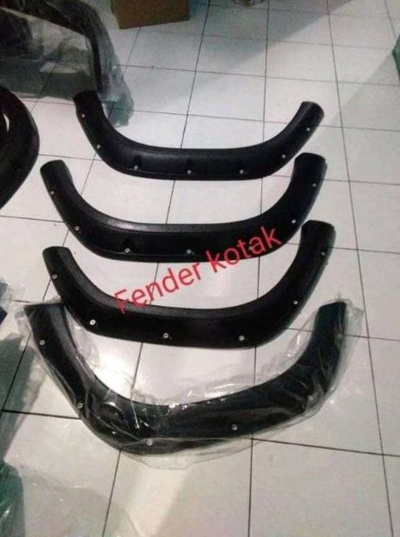 Jual Fender Katana model kotak di Seller Plaza Ambarukmo Cengkareng