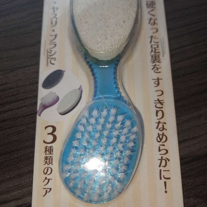 Jual daiso heel care brush pumice stone file 3in1 sikat batu apung