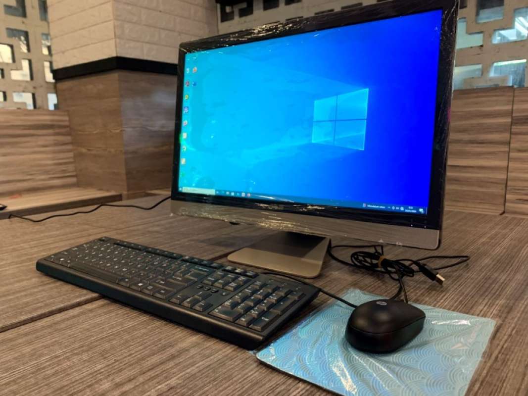 PC Tout-en-Un Asus V230 (23 Pouces) - Intel Pentium G4400T - 4Go RAM - 1To - Linux Mint - Reconditionné