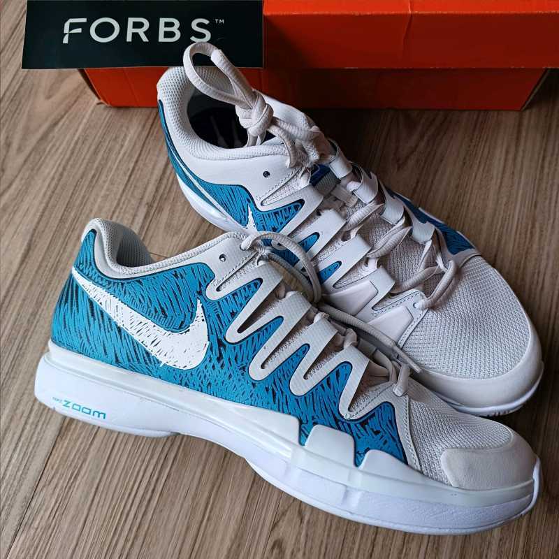 Nikecourt Zoom Vapor Tour PRM Southern California Murals || blue white