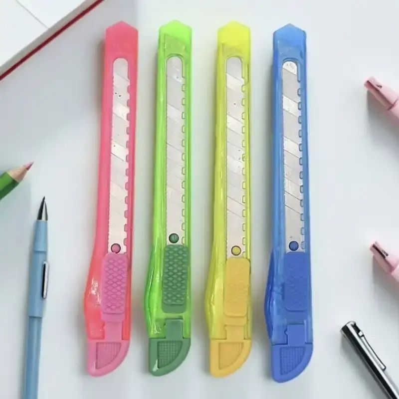 Cutter Kecil SK