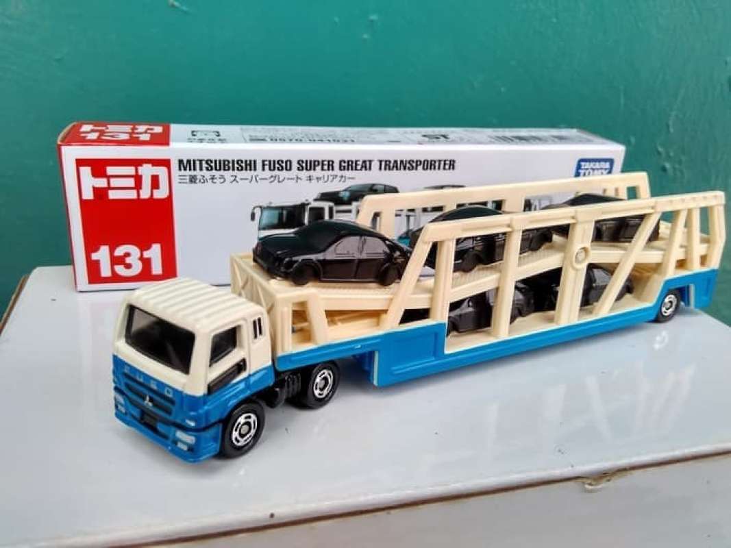 Mô hình xe Mitsubishi Fuso Super Great Transporter No.131 Tomica Long