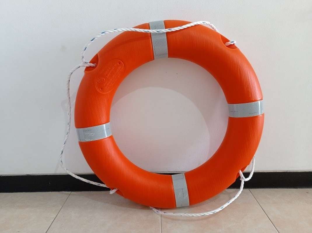 Marine Rescue Ring Promo Pelampung Ban Ring Buoy Rescue Marine Safety Life 2.5 Kg Solas ...