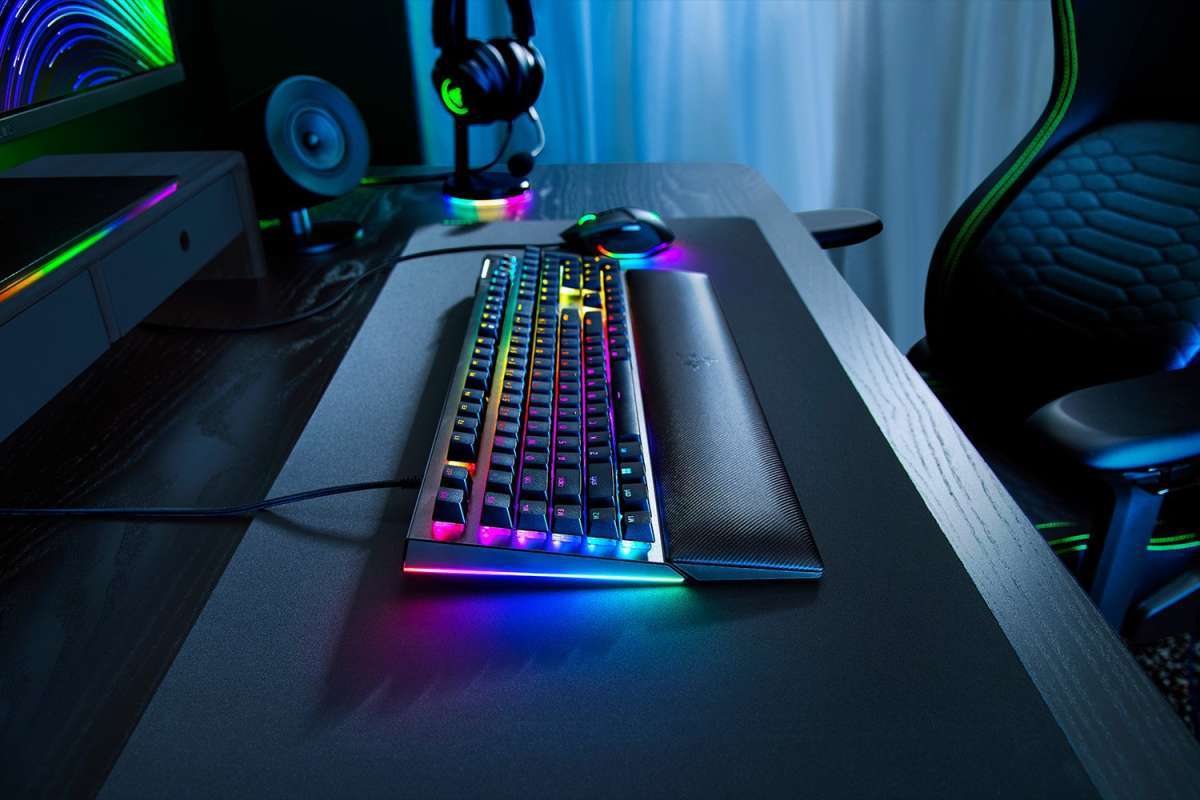 Jual Razer Blackwidow V4 - Yellow Switch - Rgb Mechanical Gaming ...