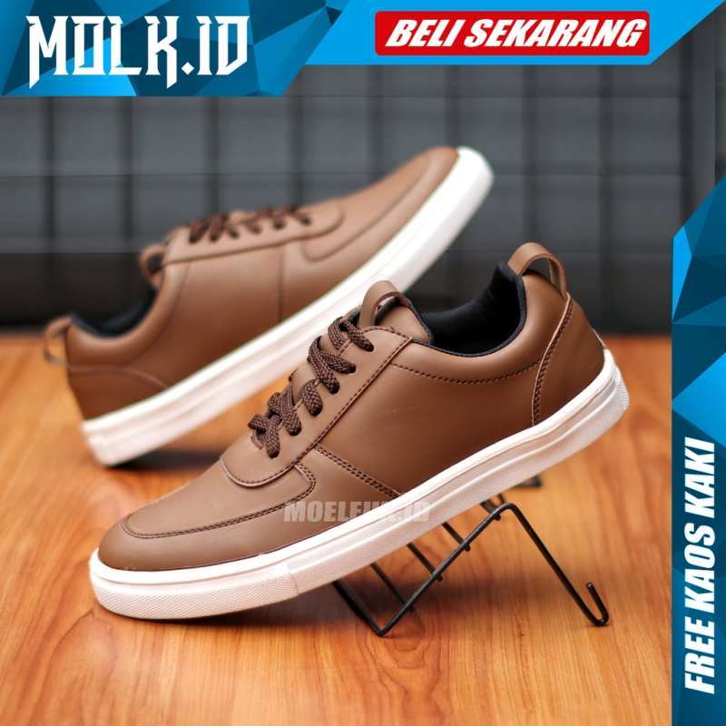Promo Wolf Sepatu Casual Sneakers Pria Hitam Tali Original Distro Simple Murah Sepatu Sekolah Kerja Kuliah Cokelat 43 Diskon 25 Di Seller Wolfstreet Pondok Kacang Timur Kota Tangerang Selatan Blibli