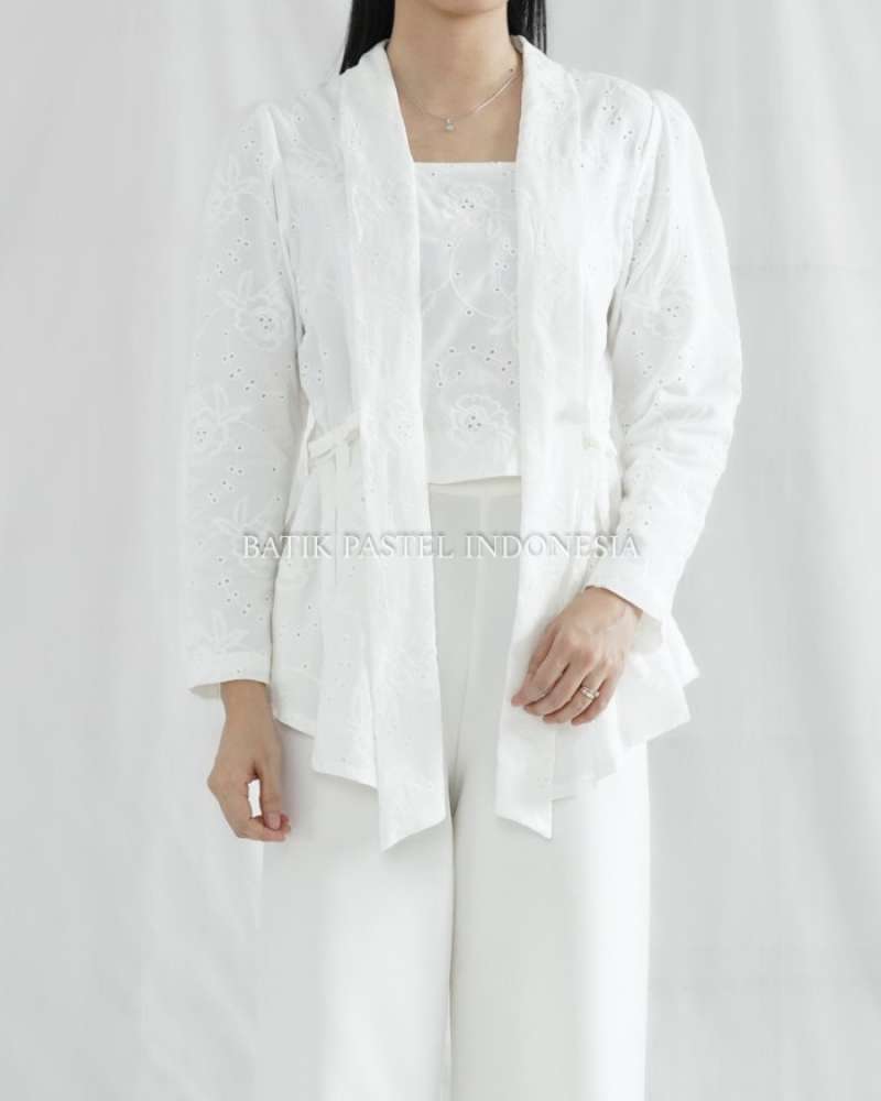 Jual Karin Top Atasan Kebaya Kutubaru Batik Pastel Blue L xl Di Seller Zenin Cengkareng Timur Kota Jakarta Barat Blibli