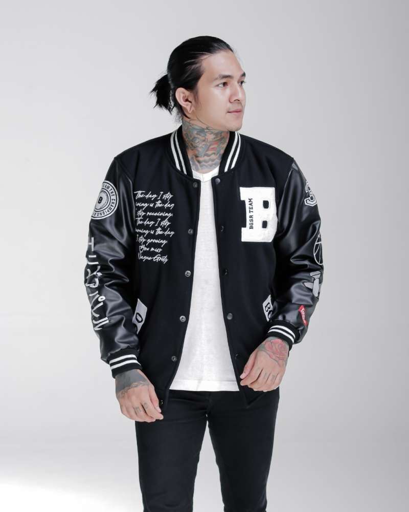 Jual varsity jacket on sale