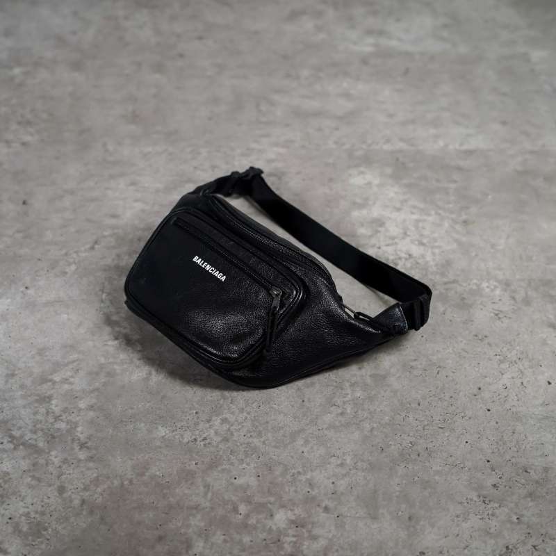 Tas Balenciaga Harga Terbaik Desember 2024