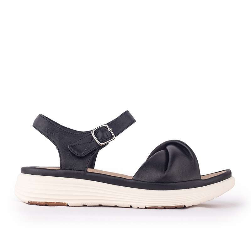 Sandal Strap Sling Back Wanita Casual Gino Mariani Brittany Black