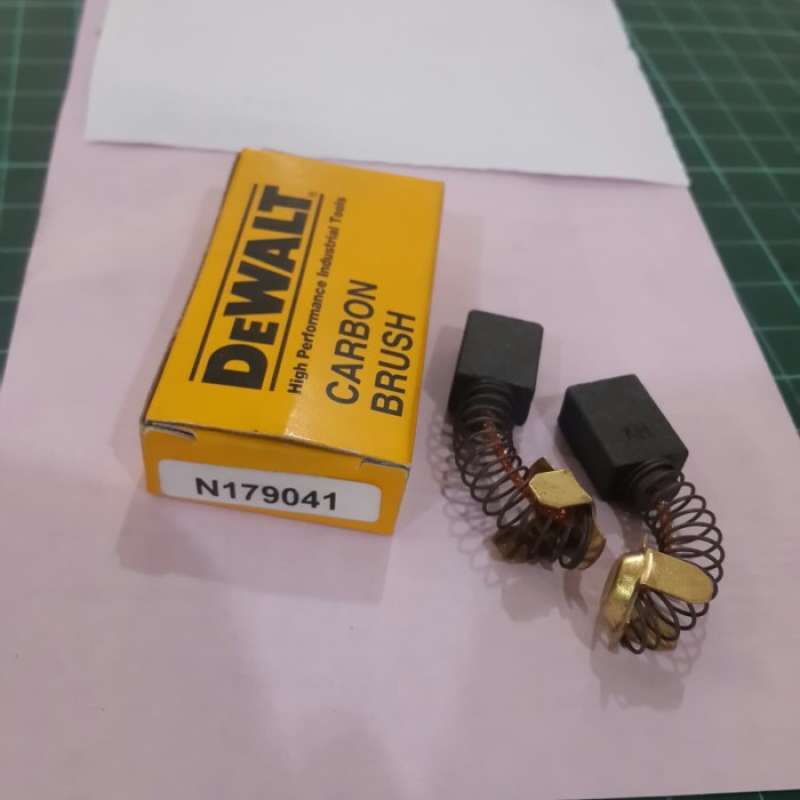 Promo Carbon Brush DEWALT DWE 561 Multicolor Diskon 33 di Seller