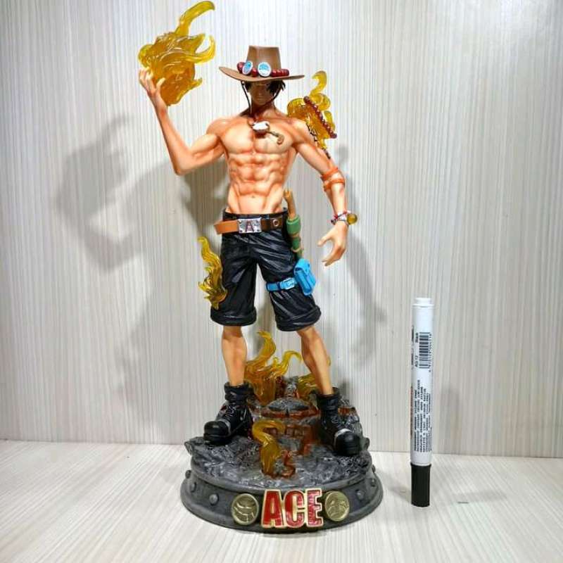Jual mainan static figure portgas d ace battle fire hat Dream studio ...