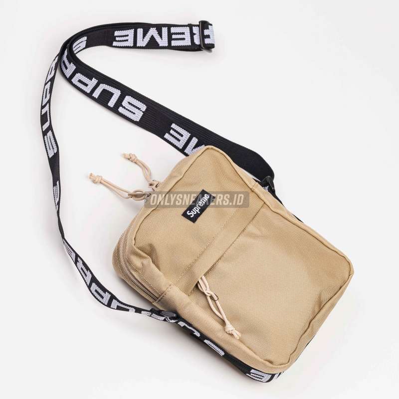 Supreme 18SS Shoulder Bag Supreme shoulder bag 18ss black Supreme