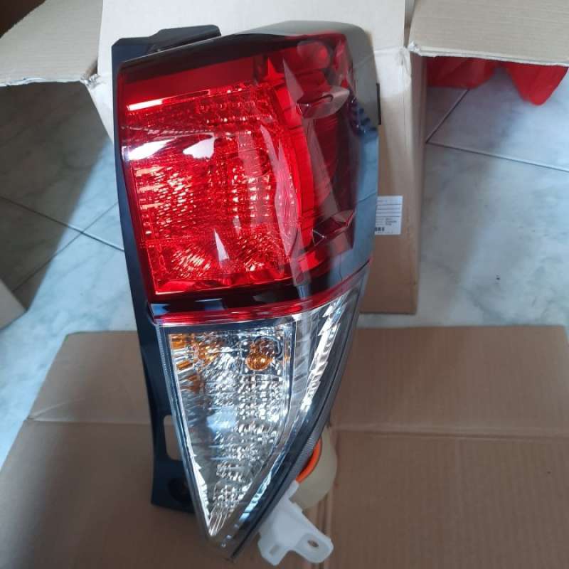 Upgrade Gaya dan Fungsi: Panduan Lengkap Membeli Lampu Belakang Innova Reborn Variasi