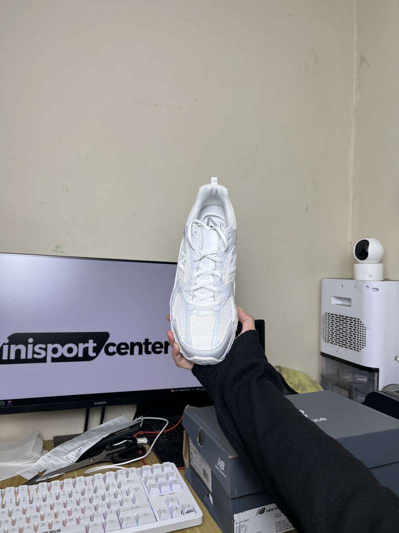 Sepatu Pria New Balance 530 White ORIGINAL MR530PA