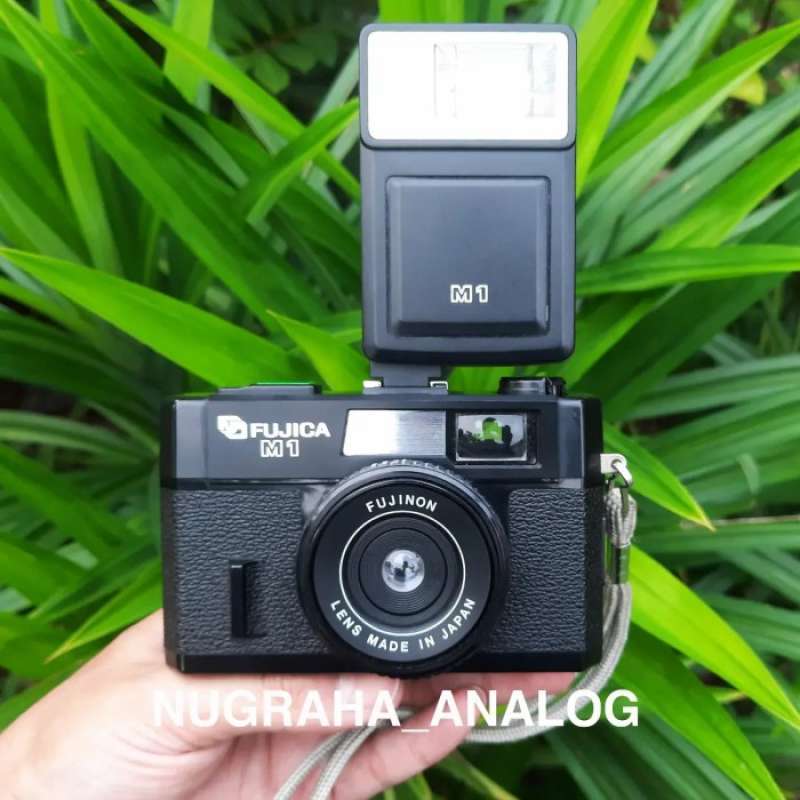 Termurah Kamera Analog Fujica M1 Hitam Flash New
