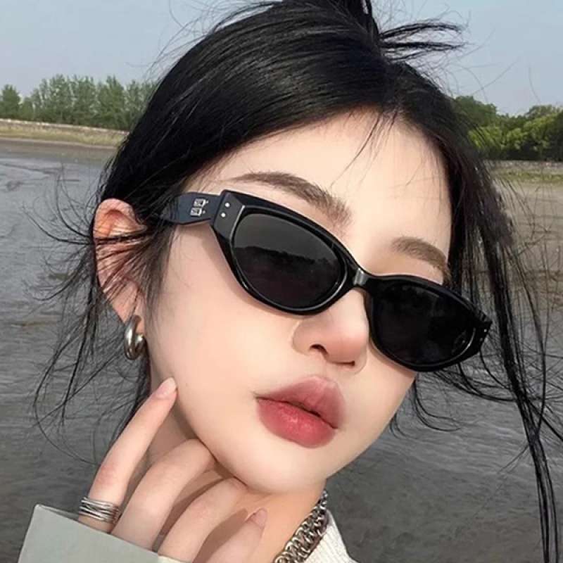 Jual Kacamata Hitam Wanita Retro Cat Eye Sunglasses Jgl194 Di - Main Image