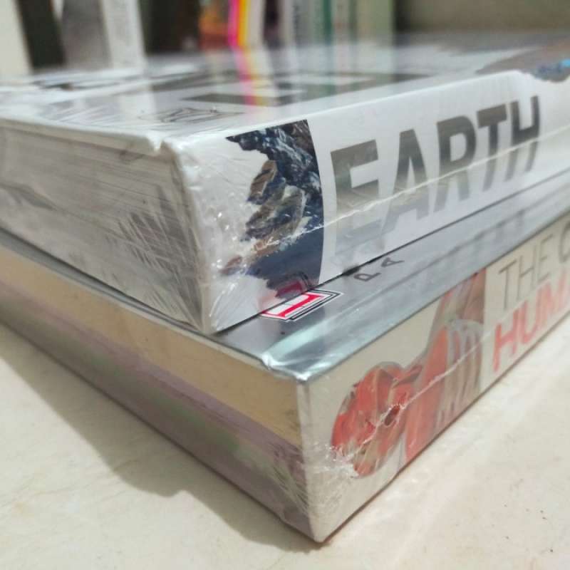 Jual Dk Definitive Visual Guide Earth/human Body Di Seller Rumix ...