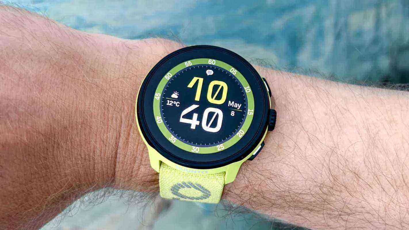 SUUNTO RUN ライム: スクール・ホビー｜イトーヨーカドー