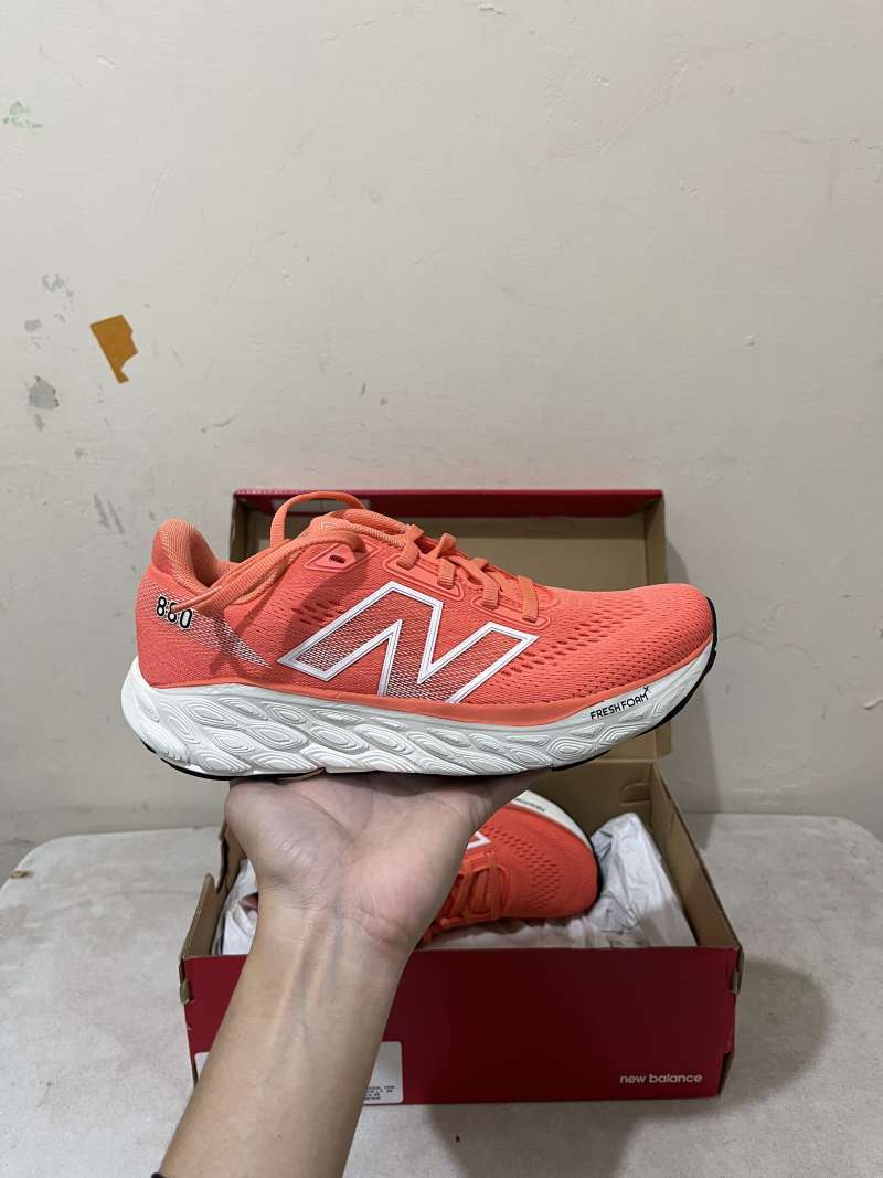 SEPATU NEW BALANCE FRESH FOAM 880 V14 WOMENS RUNNING SHOES W880L14