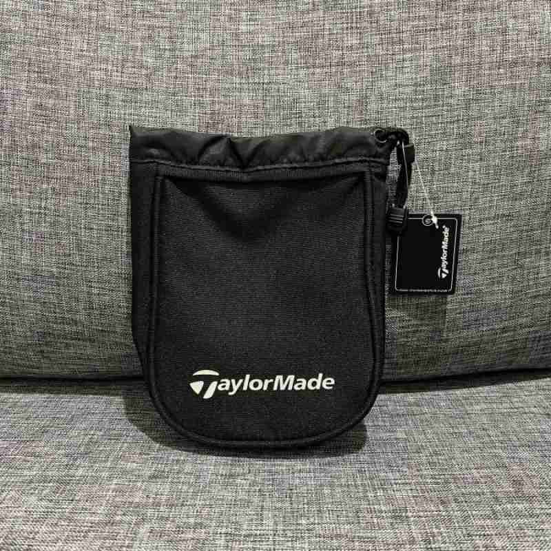 Taylormade valuables pouch 2025