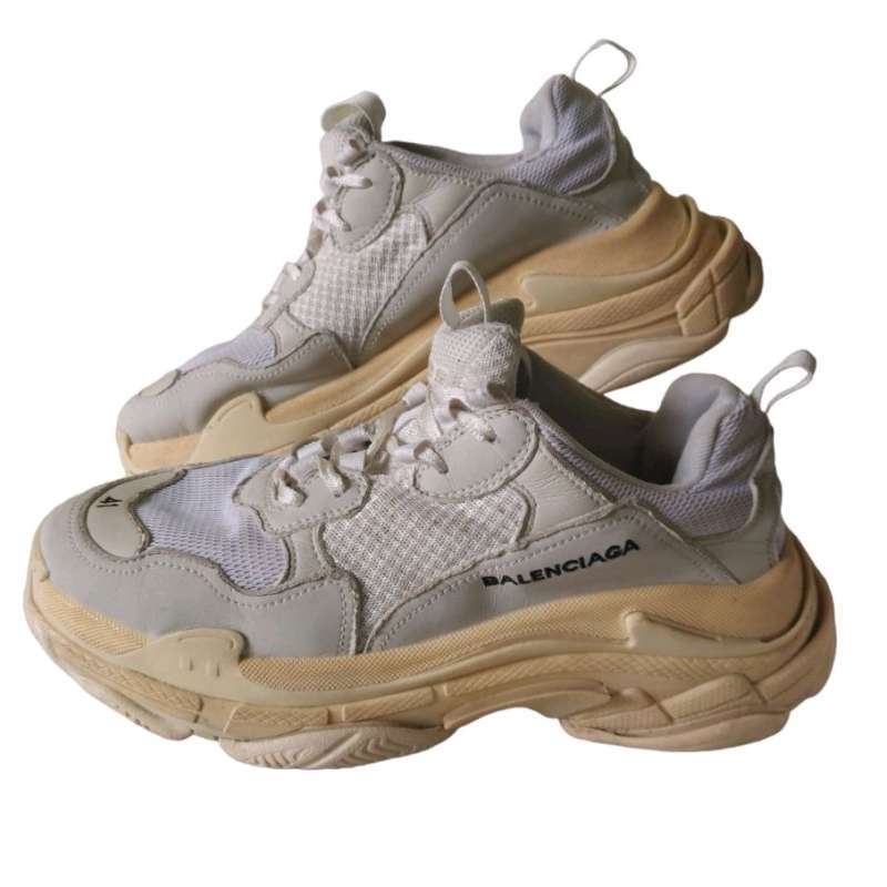 Harga balenciaga hotsell original