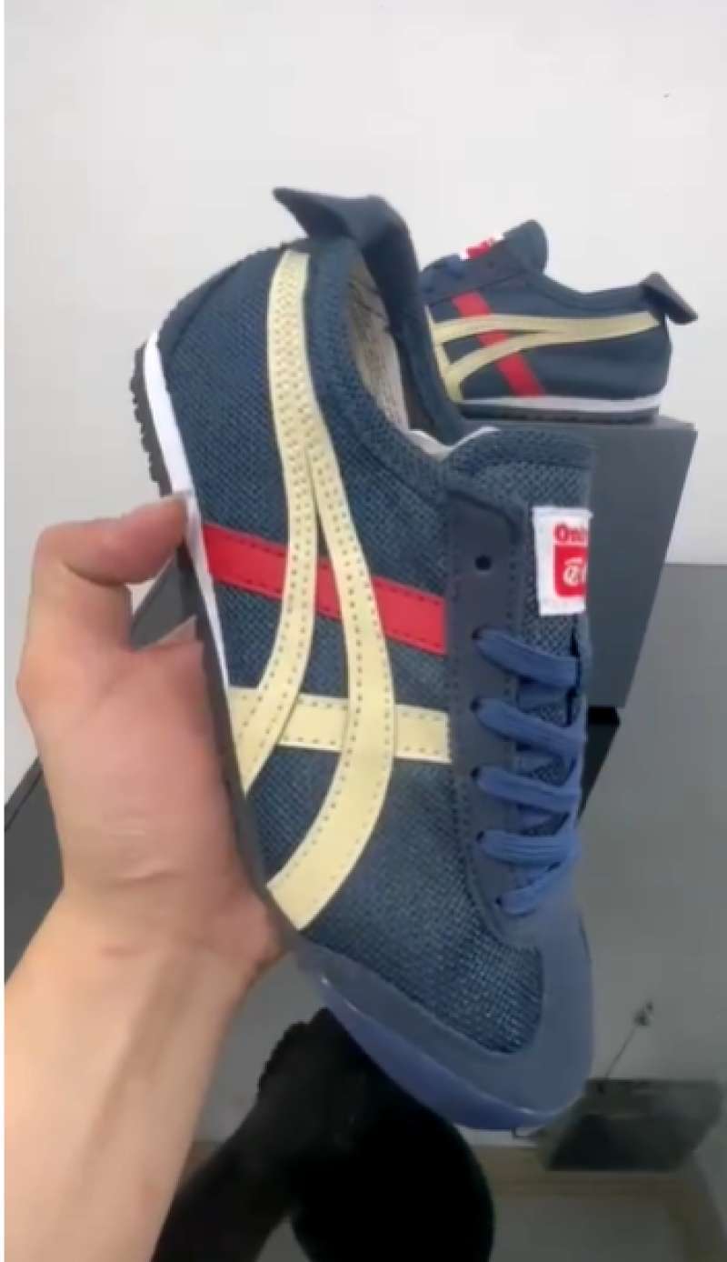 Onitsuka merah store