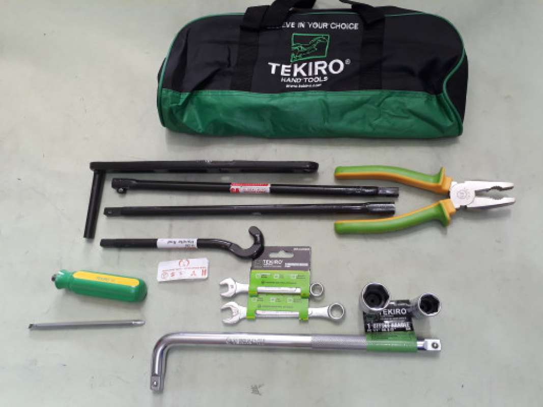 Toolkit Innova Promo Tool Kit Kijang Innova / Kunci Ban Serep Kijang Innova Diskon 23% ...