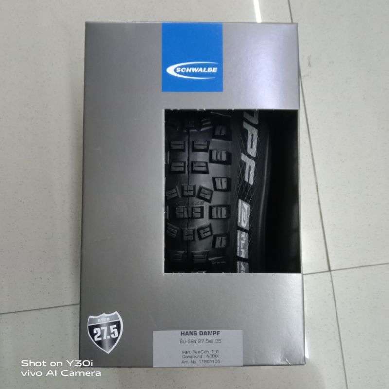 BAN LUAR SCHWALBE HANS DAMPF