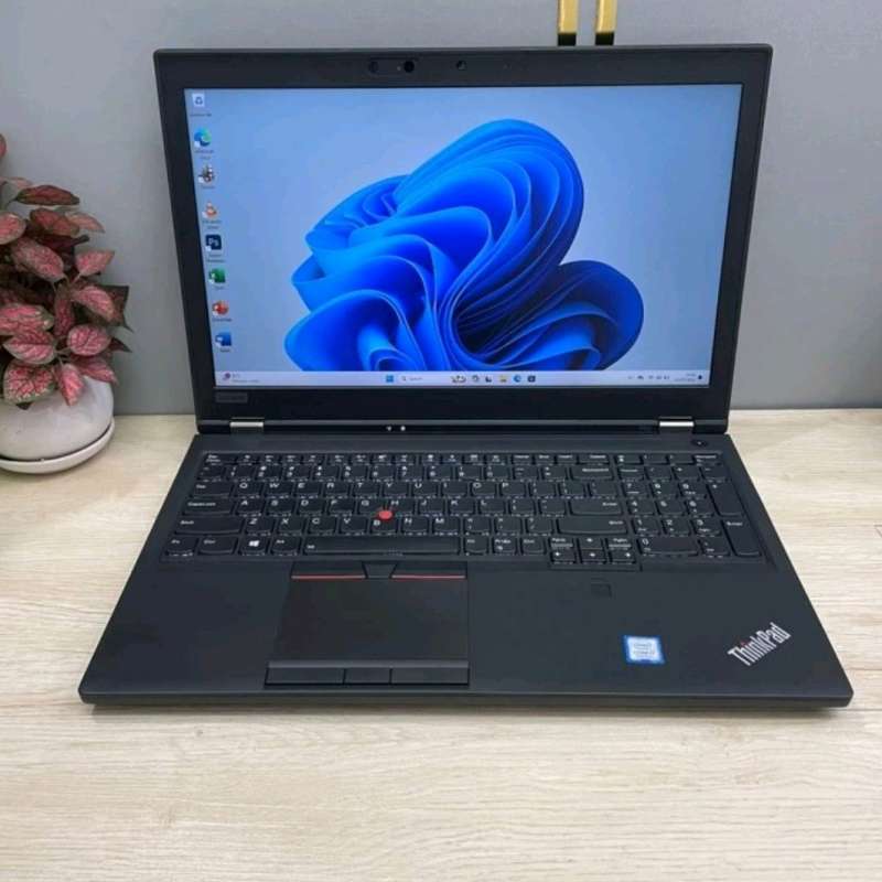 Lenovo ハイスペック4コア8スレッド版高性能4世代i7搭載 高速SSD240G