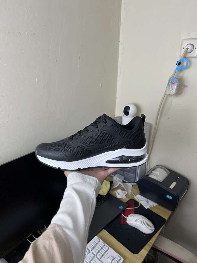 SEPATU SKECHERS UNO VACATIONER PRIA 232346BLK HITAM